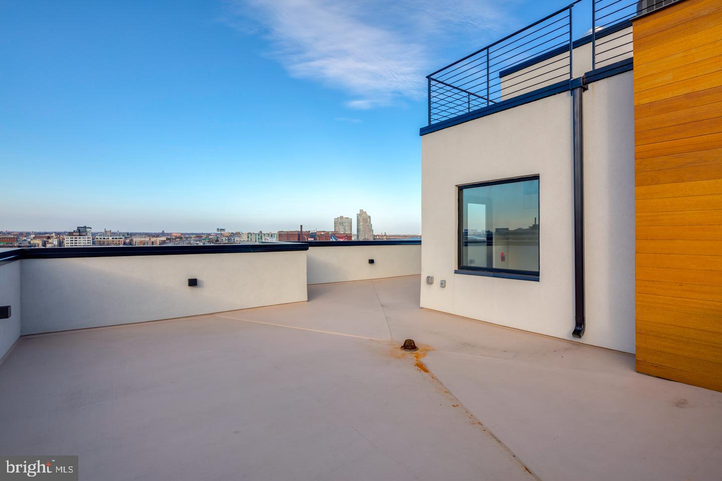 240 N 2ND ST #UNIT 6E