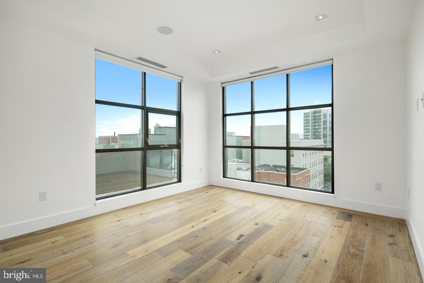 240 N 2ND ST #UNIT 6E