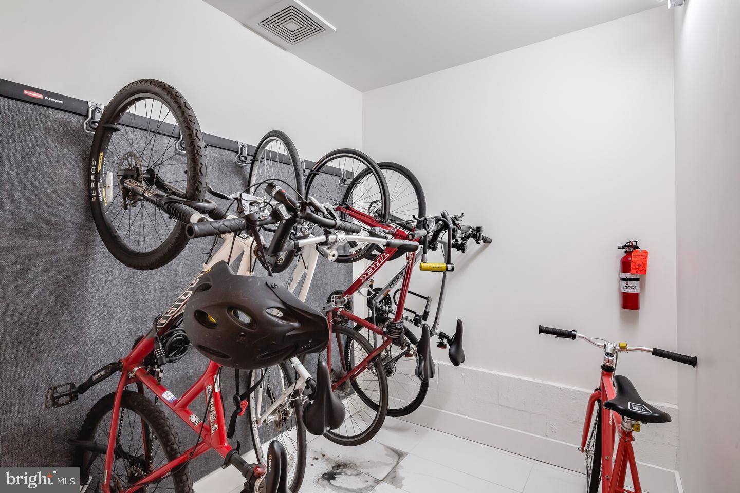 240 N 2ND ST #UNIT 6E