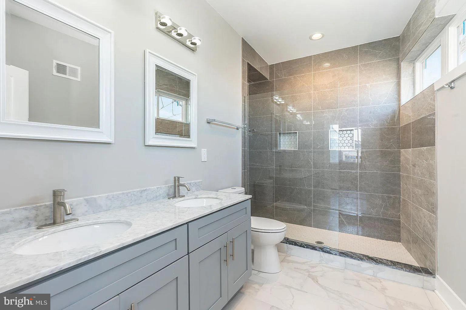 1953 N NEWKIRK ST #UNIT 1