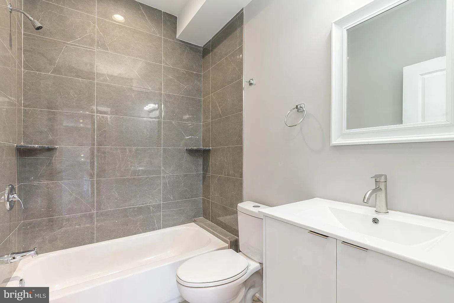 1953 N NEWKIRK ST #UNIT 1