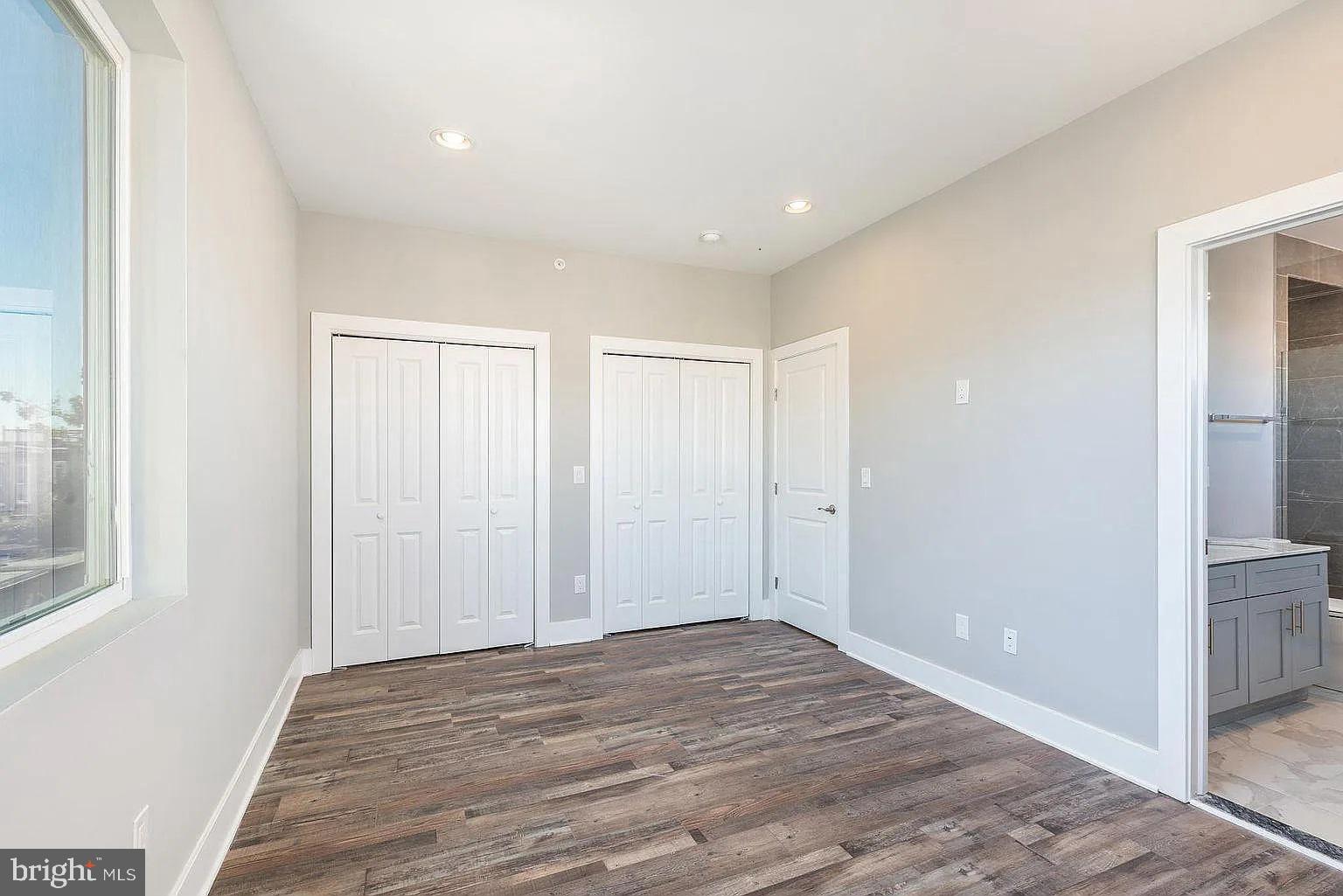 1953 N NEWKIRK ST #UNIT 1