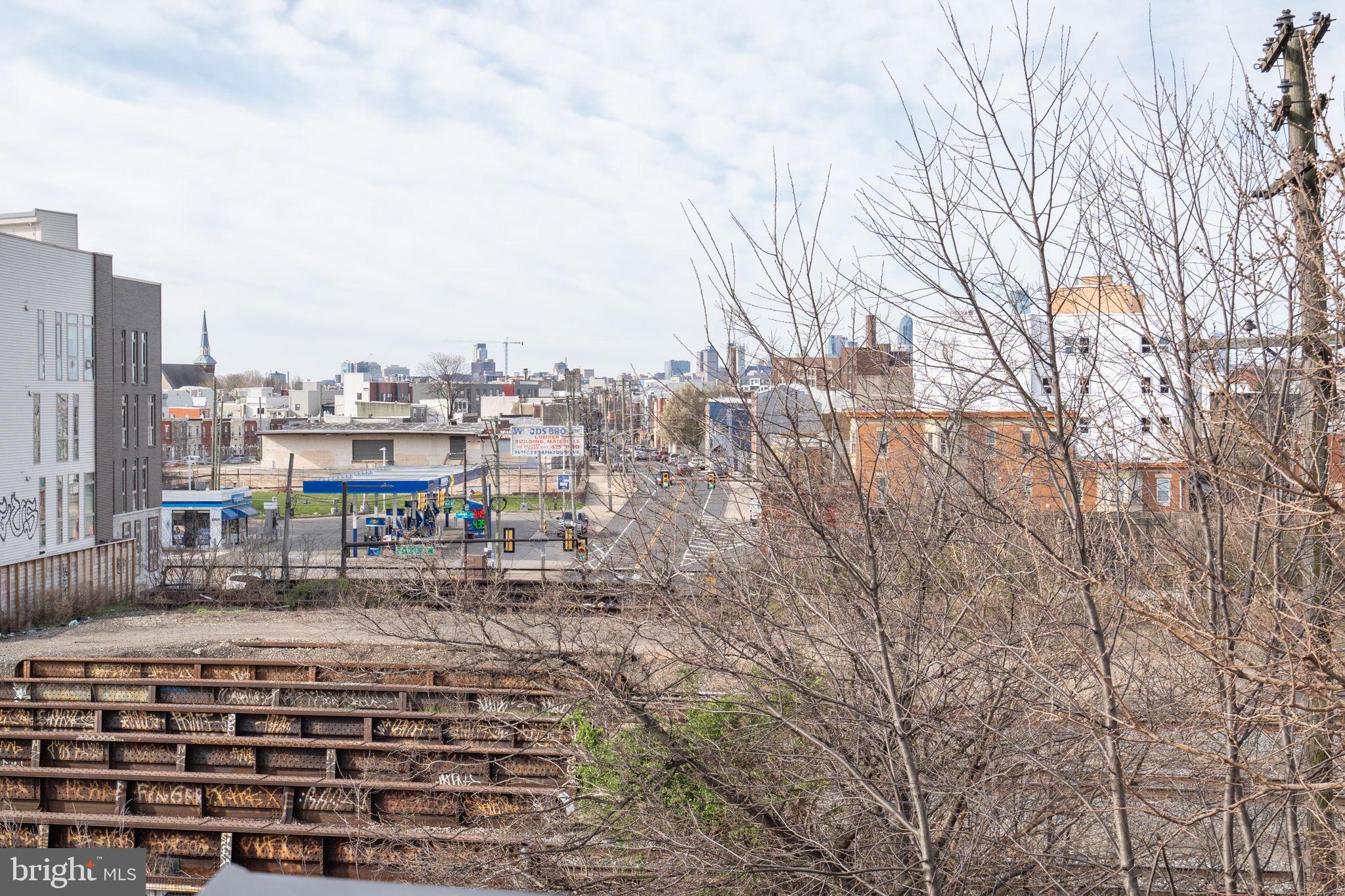 2732 FRANKFORD AVE #2