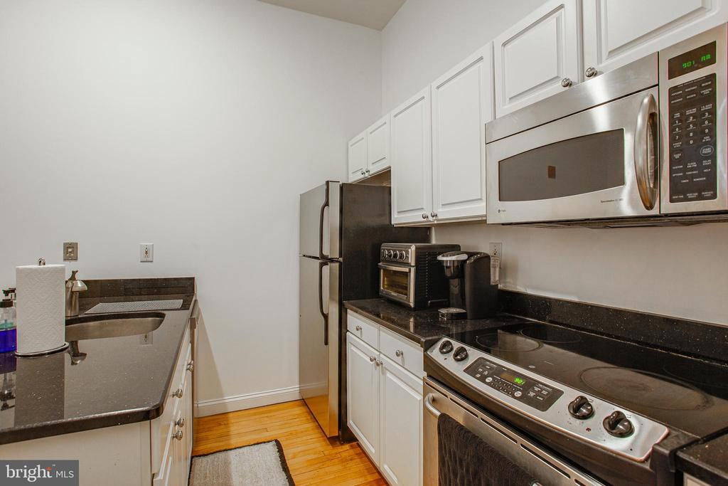 315 Arch St #301