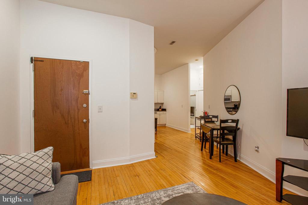 315 Arch St #301