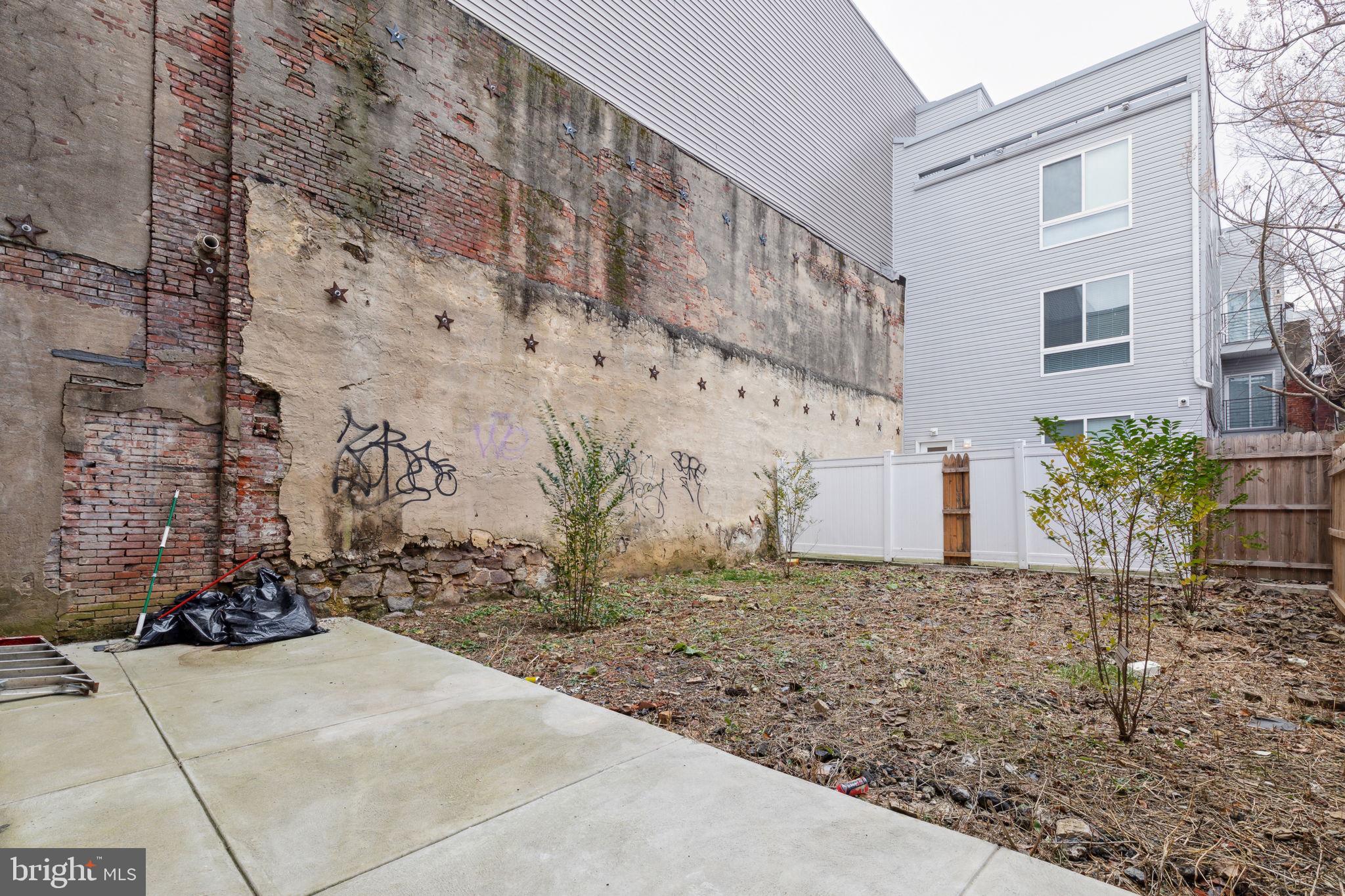 1840-42 N Gratz St #A