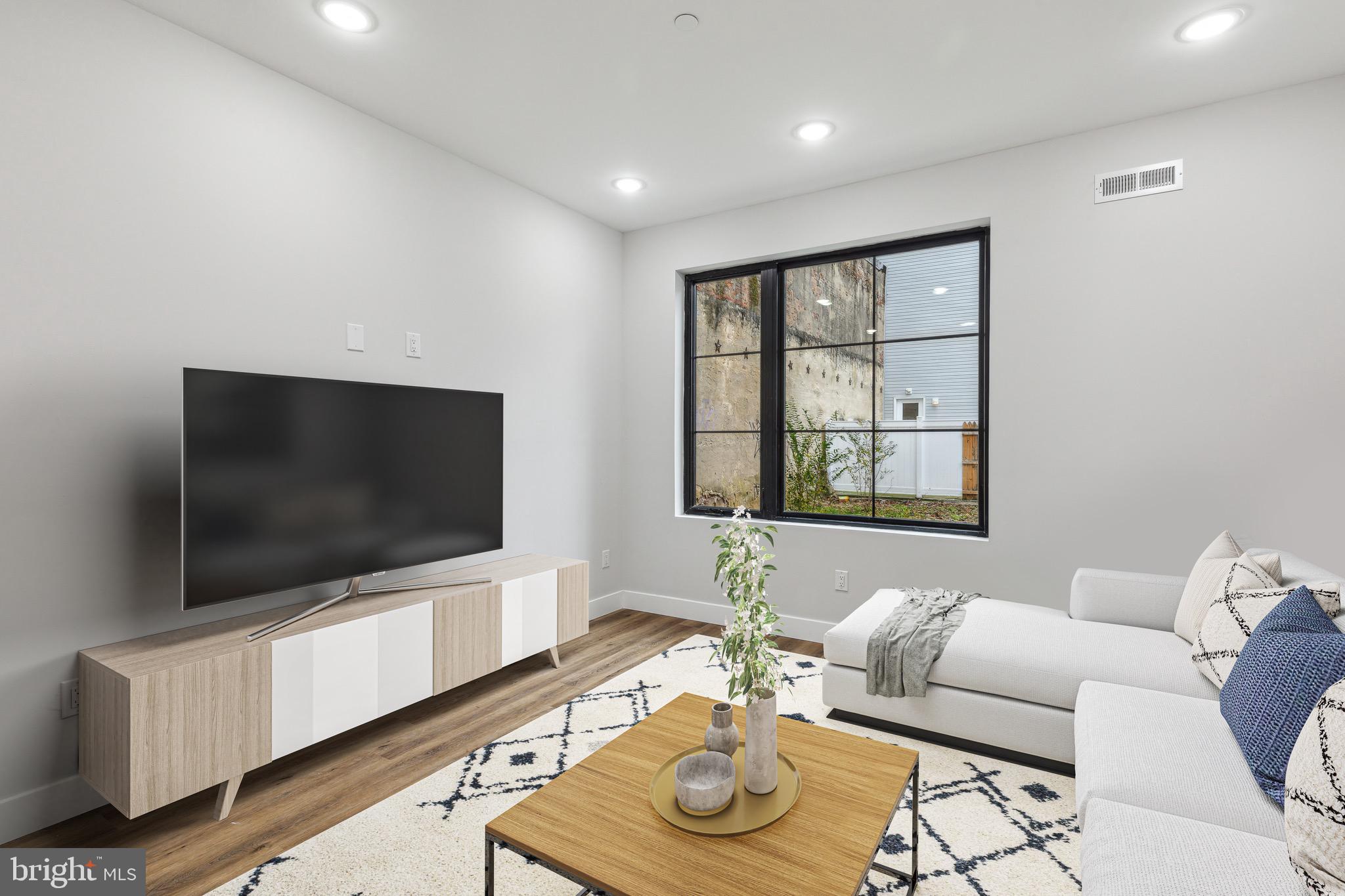 1840-42 N Gratz St #A