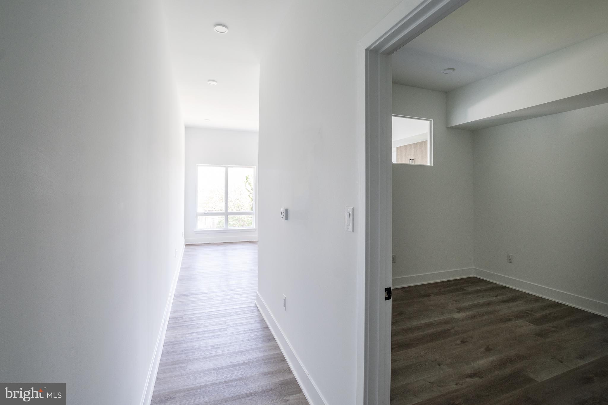 1420 POINT BREEZE AVE #UNIT 201