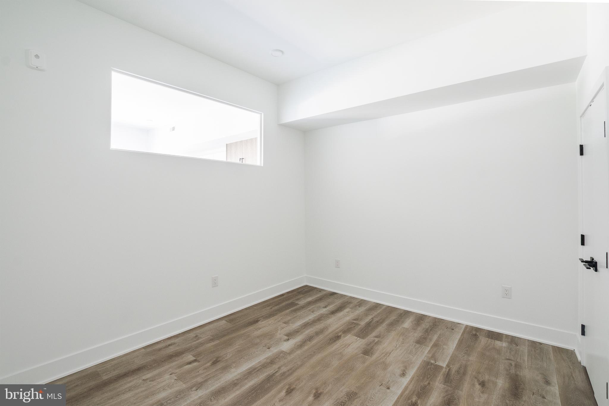 1420 POINT BREEZE AVE #UNIT 201
