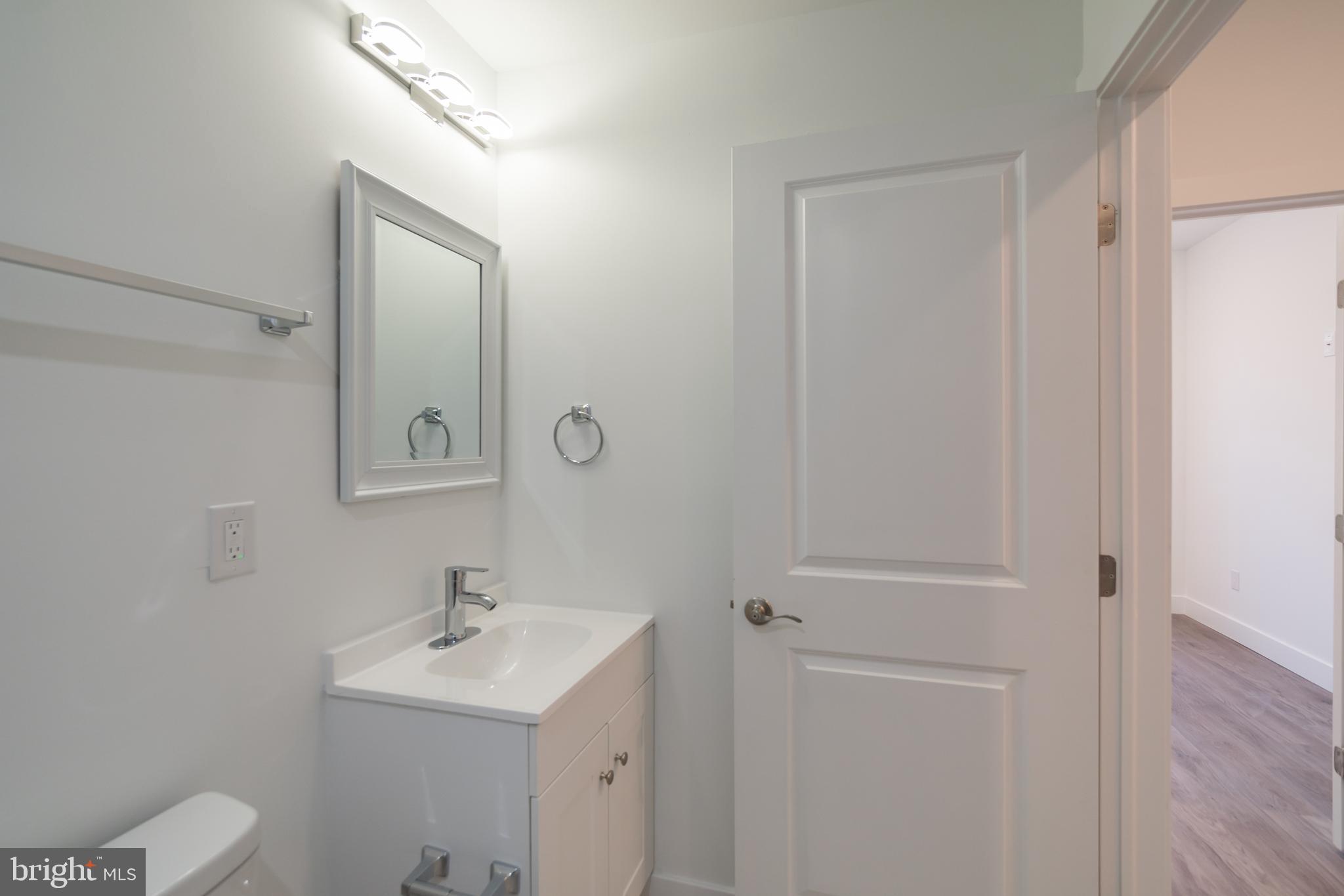 1709 SNYDER AVE #UNIT 1