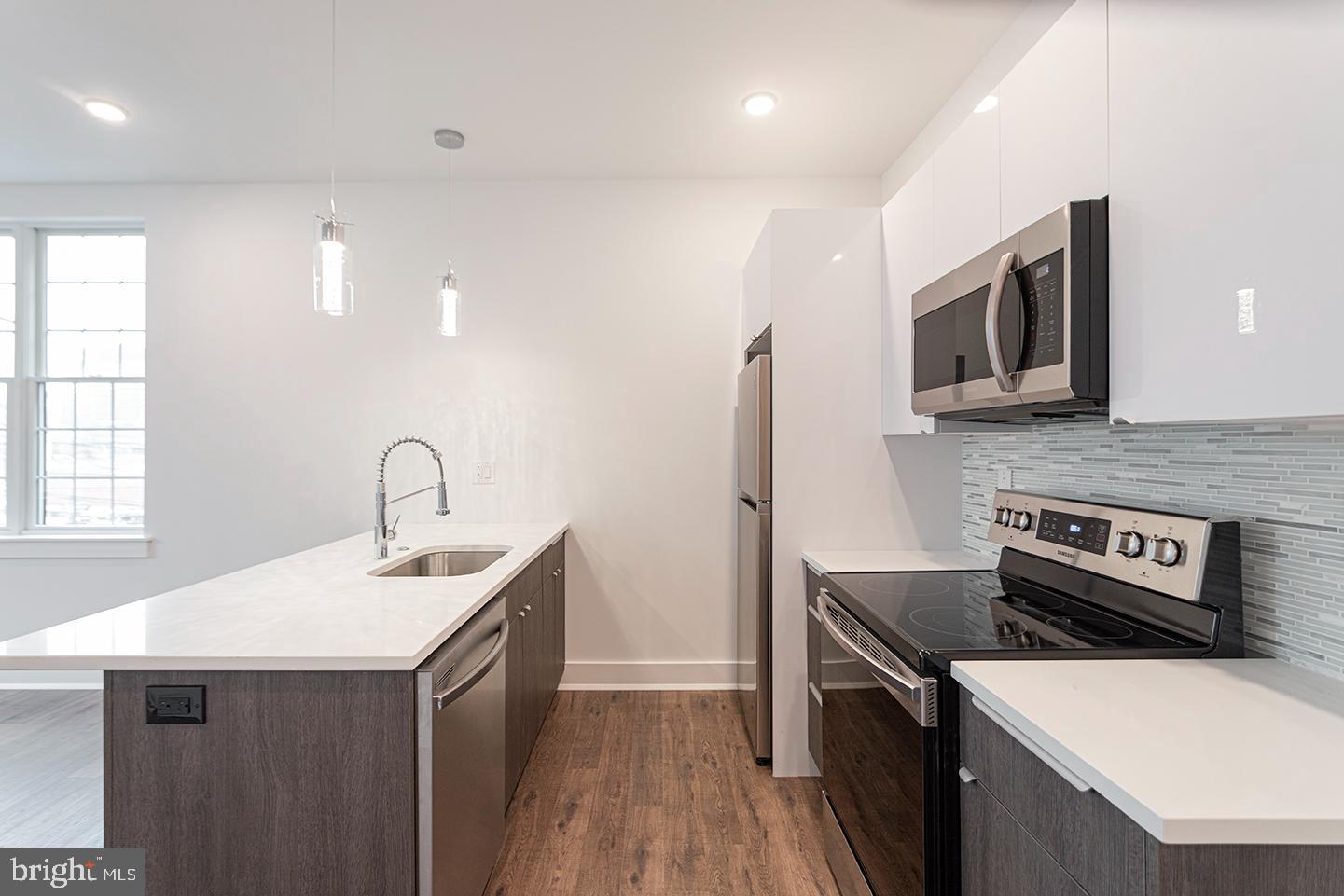 2623 CHRISTIAN ST #UNIT 301