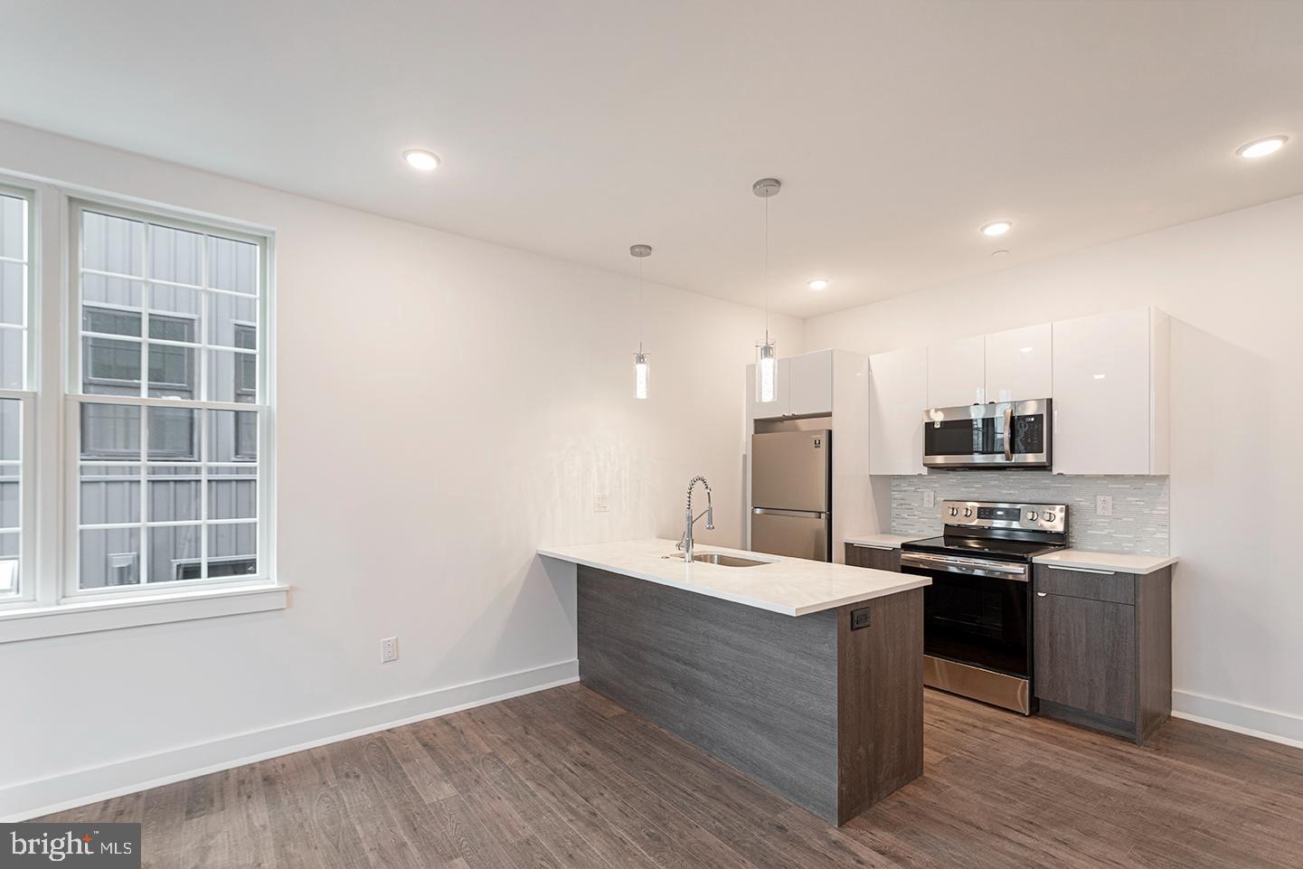 2623 CHRISTIAN ST #UNIT 301