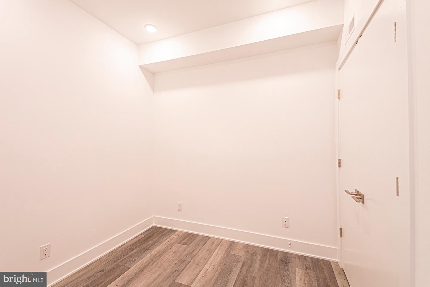 1245 RIDGE AVE #UNIT 204