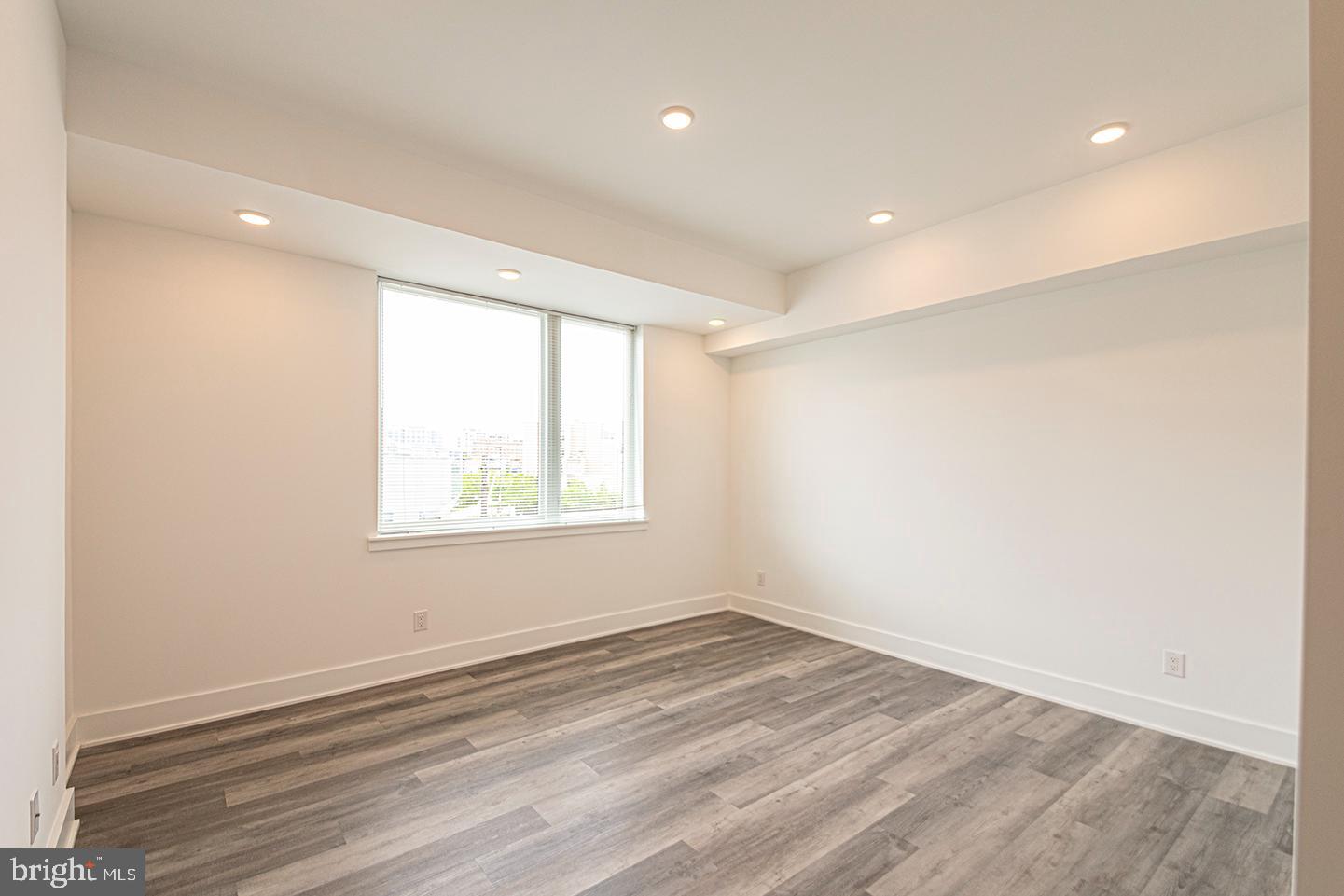 1245 RIDGE AVE #UNIT 204