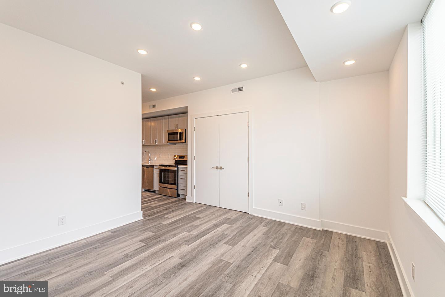 1245 RIDGE AVE #UNIT 204