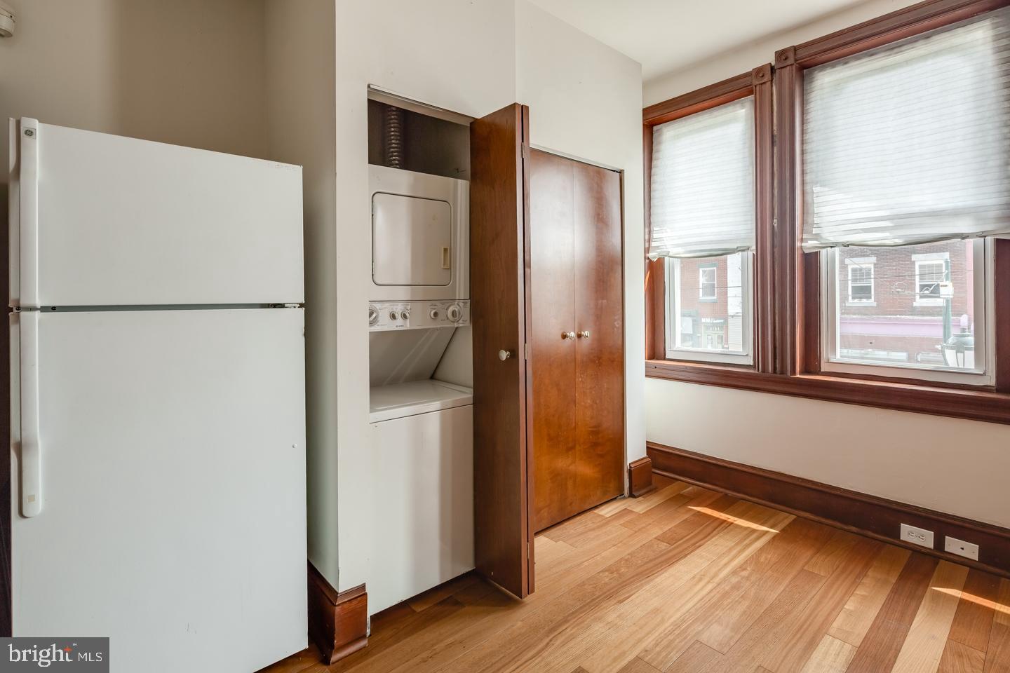 2739 W GIRARD AVE #UNIT 2F