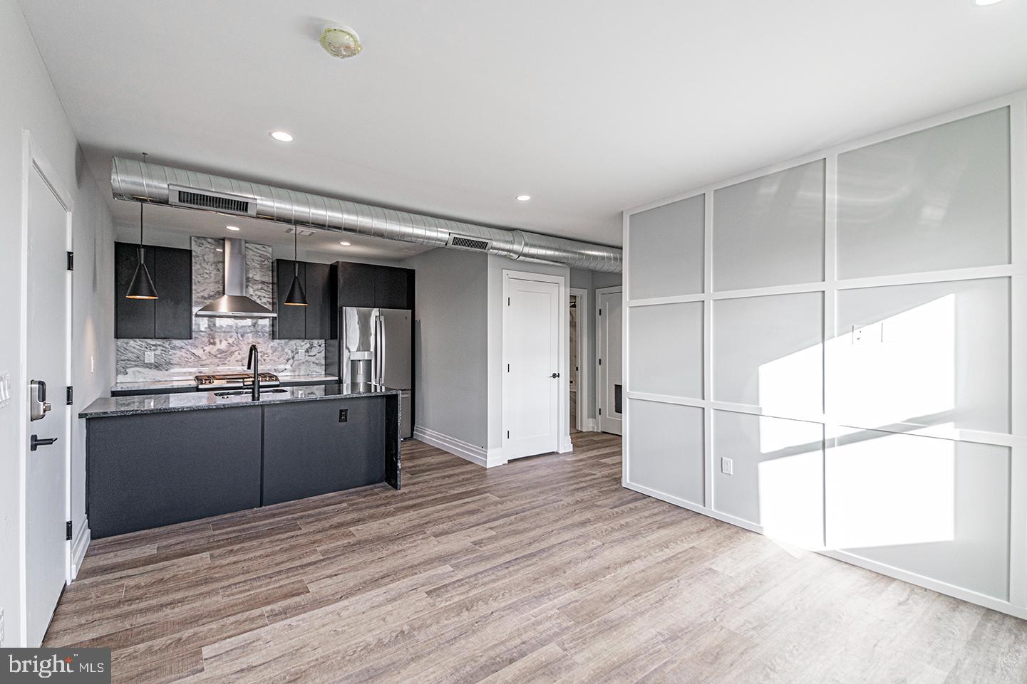526 BROWN ST #UNIT 205