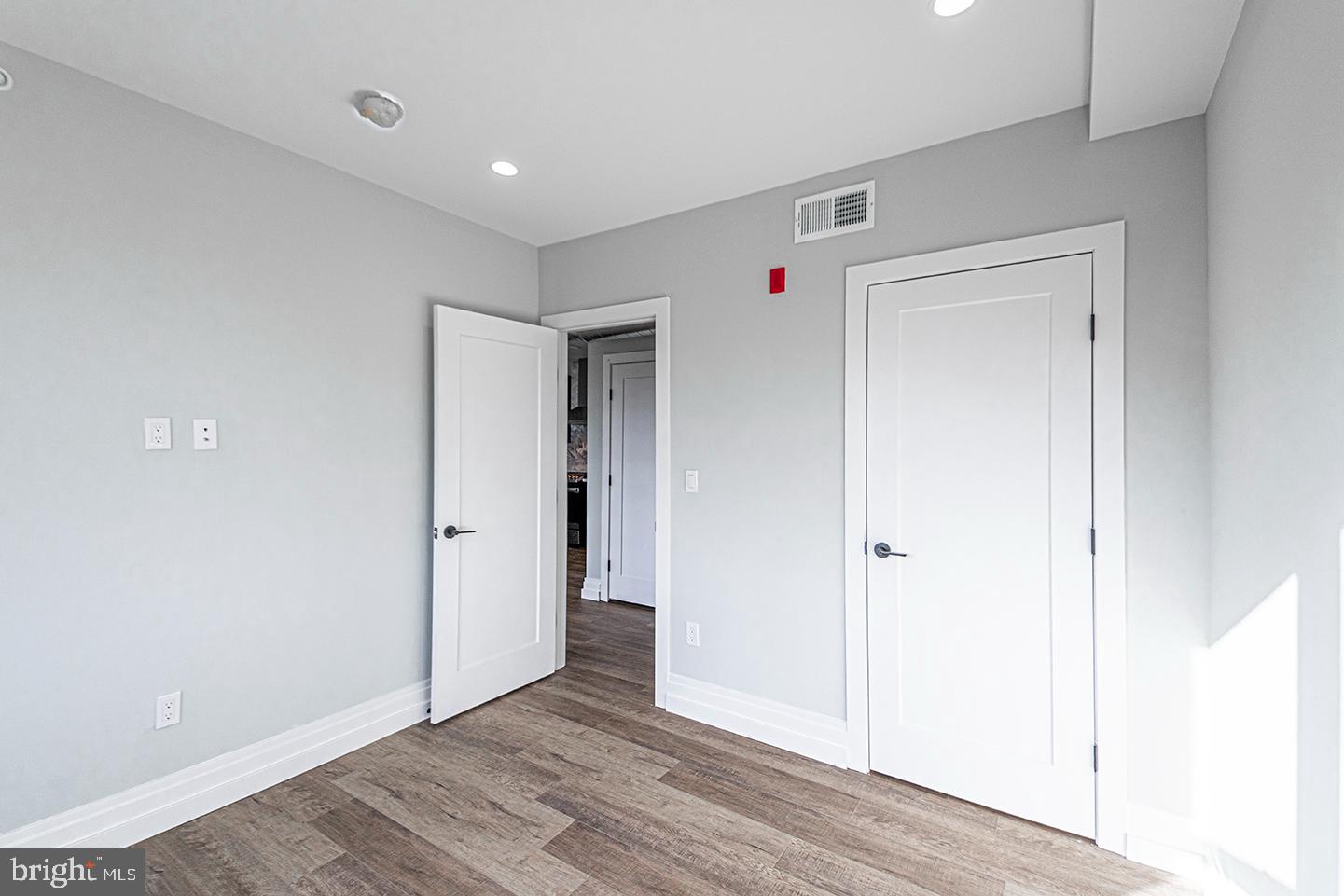 526 BROWN ST #UNIT 205