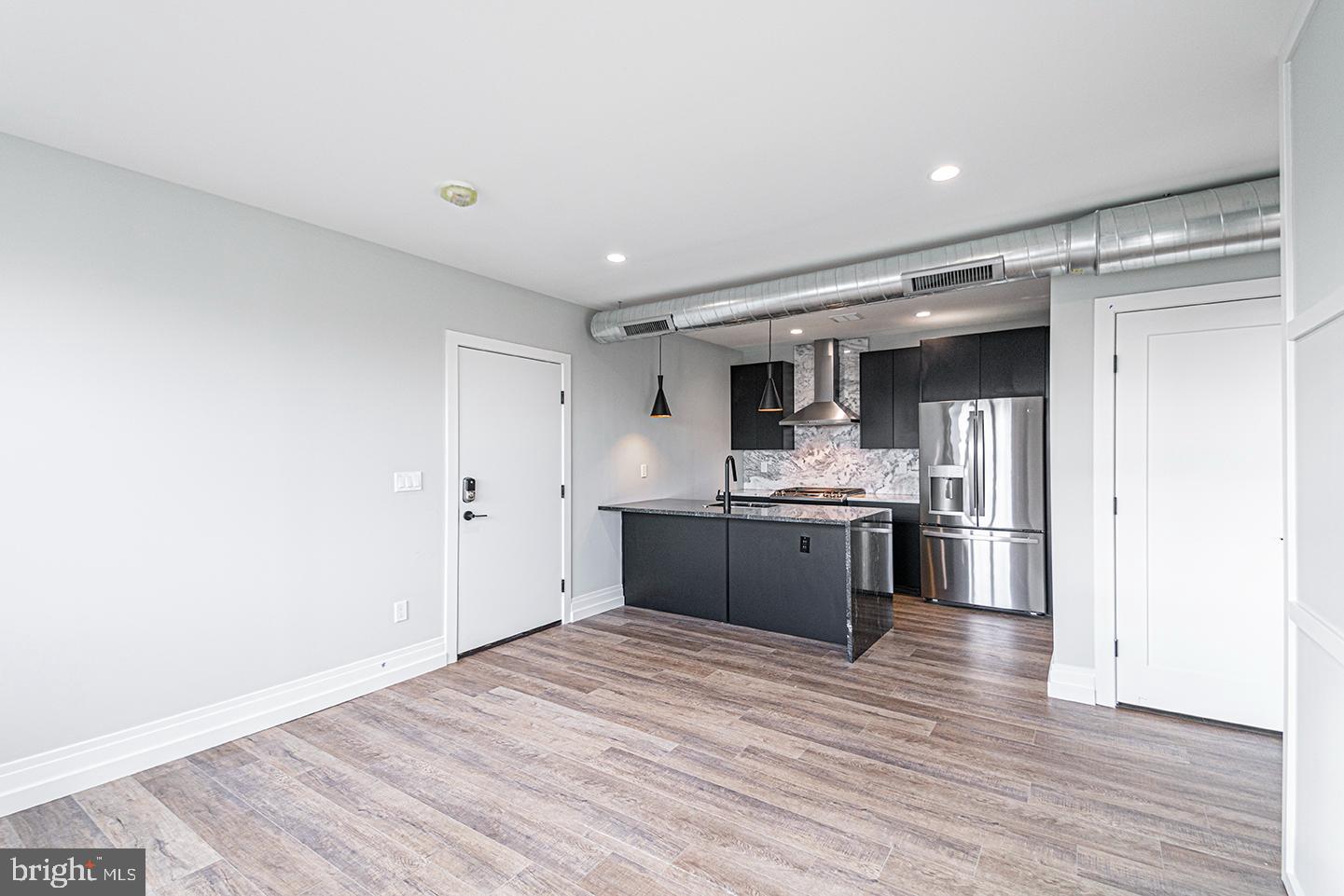 526 BROWN ST #UNIT 205