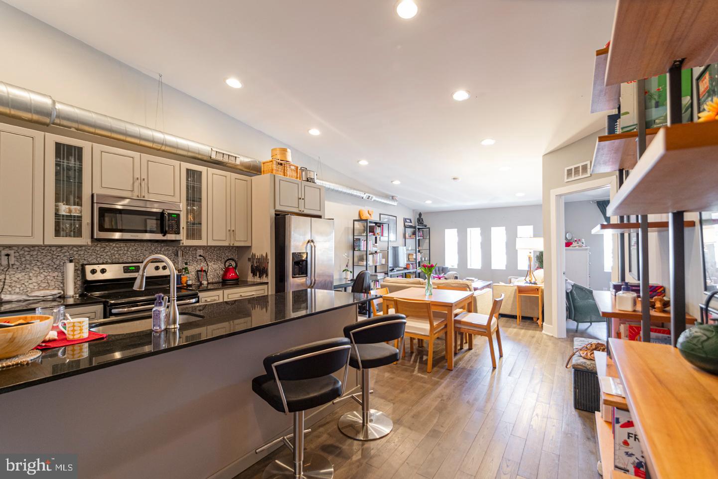 135 N 3RD ST #UNIT 2B