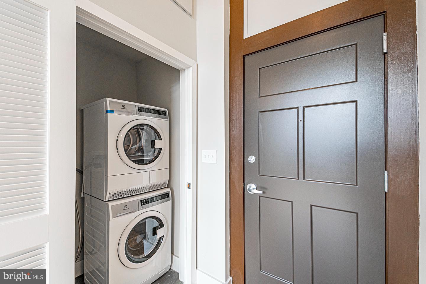 1300 S 19TH ST #UNIT 204