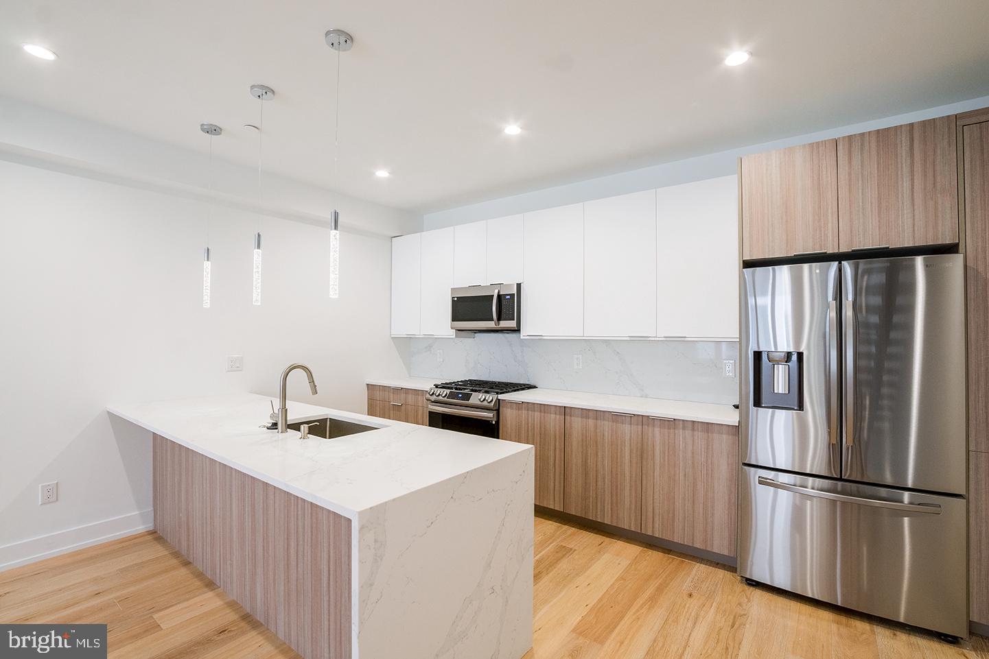 119 GREENWICH ST #UNIT 3