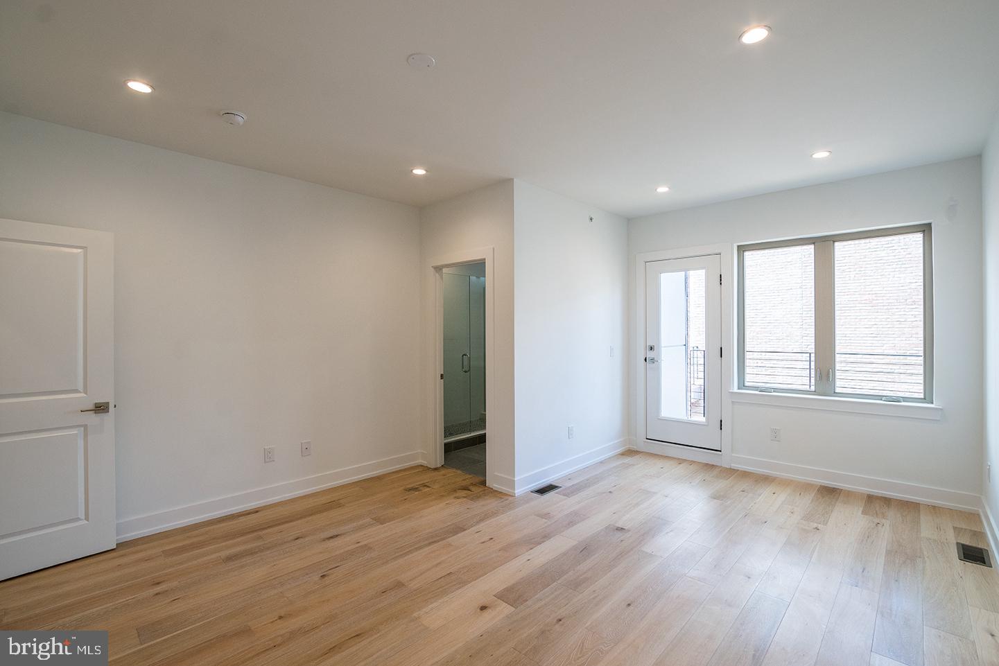 119 GREENWICH ST #UNIT 3