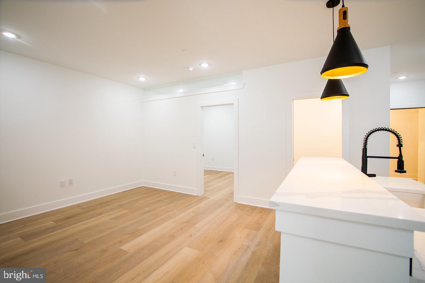 25 W HORTTER ST #UNIT 202