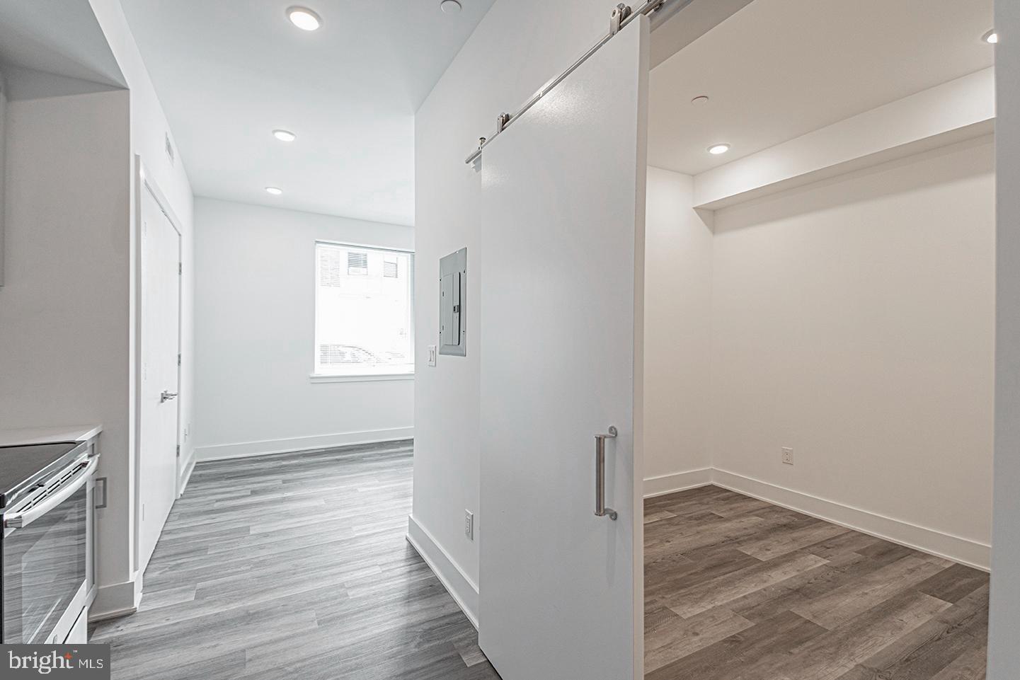 1245 RIDGE AVE #UNIT 103