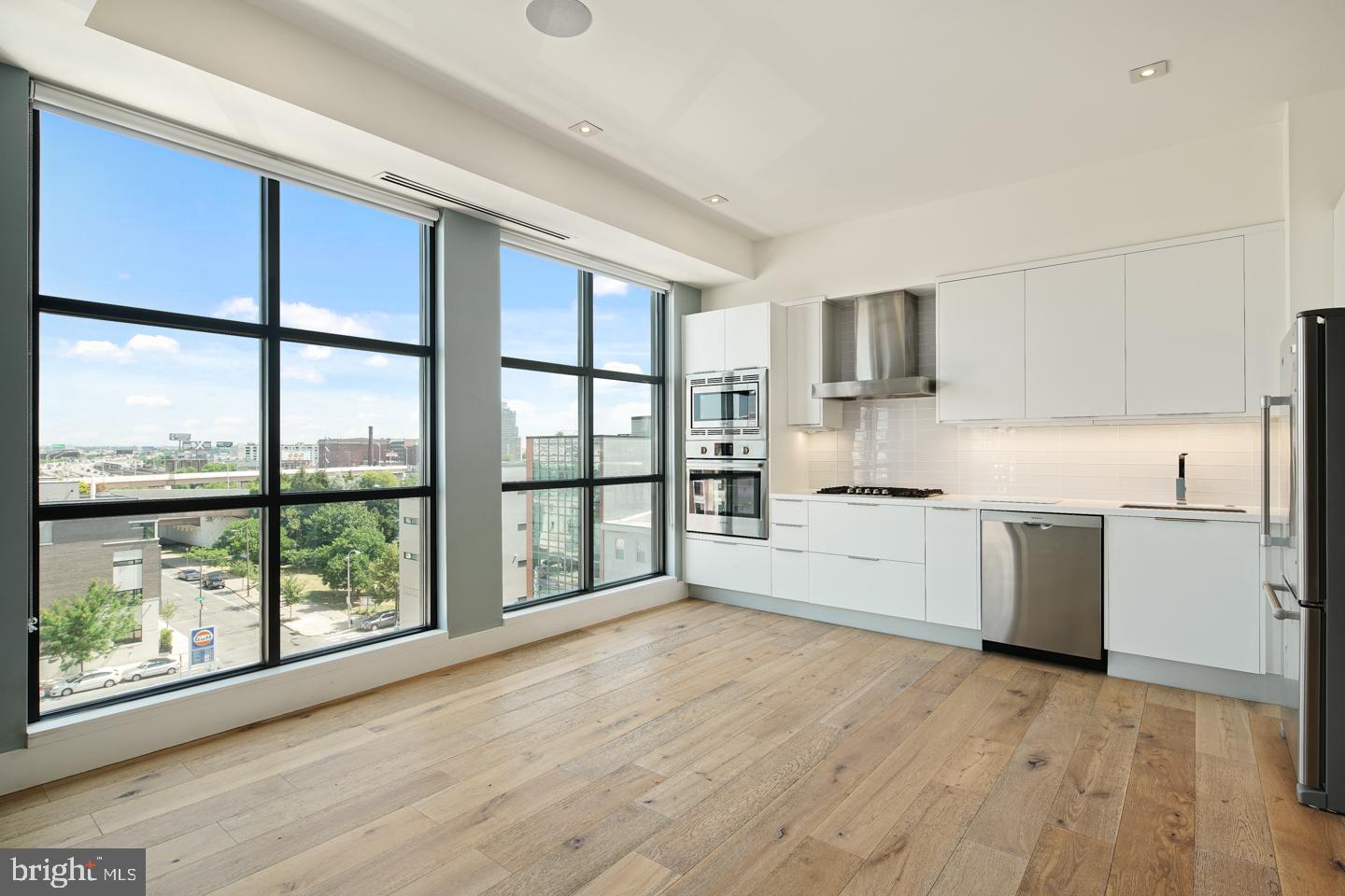 240 N 2ND ST #UNIT 5W