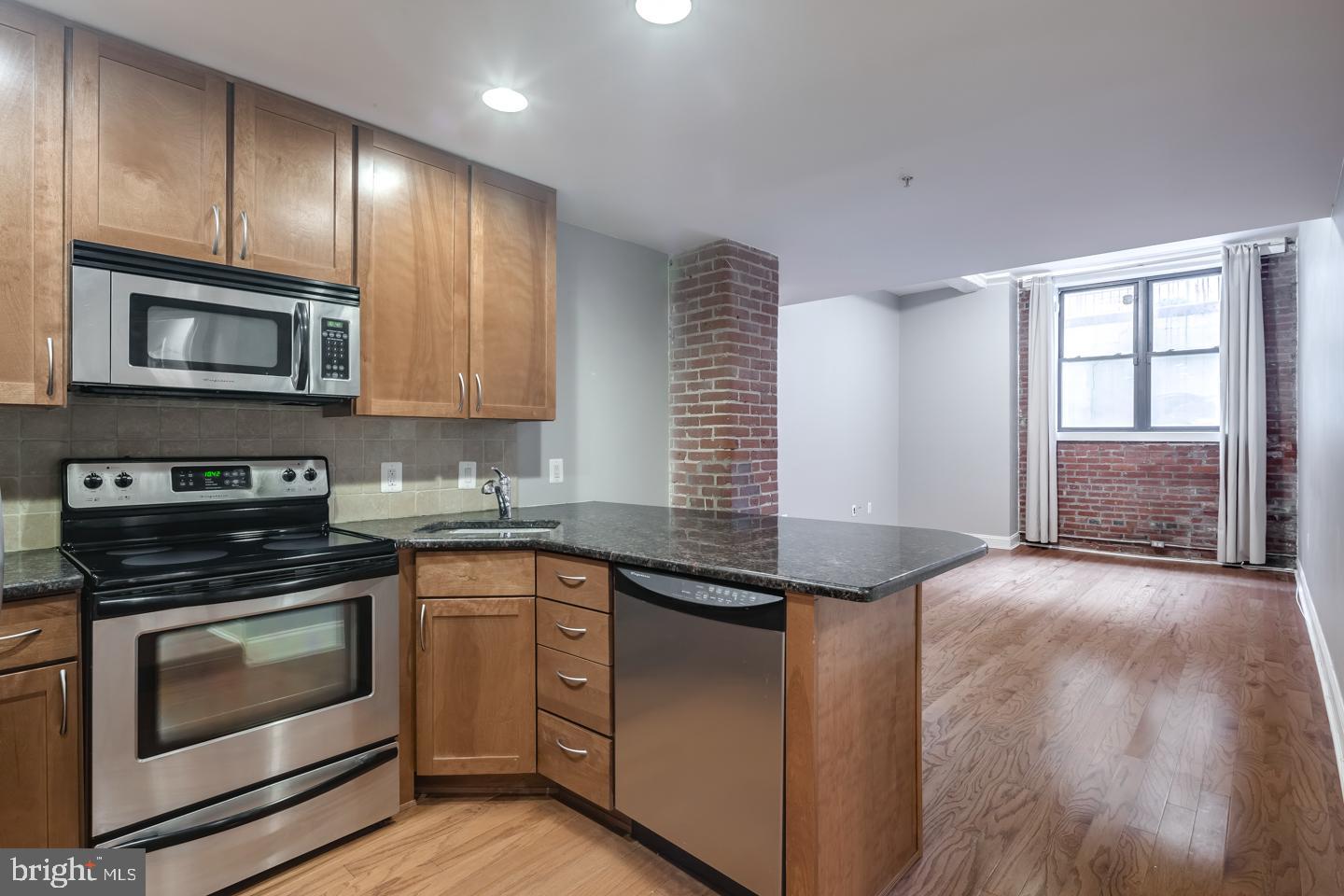 1100 S BROAD ST #UNIT 15A