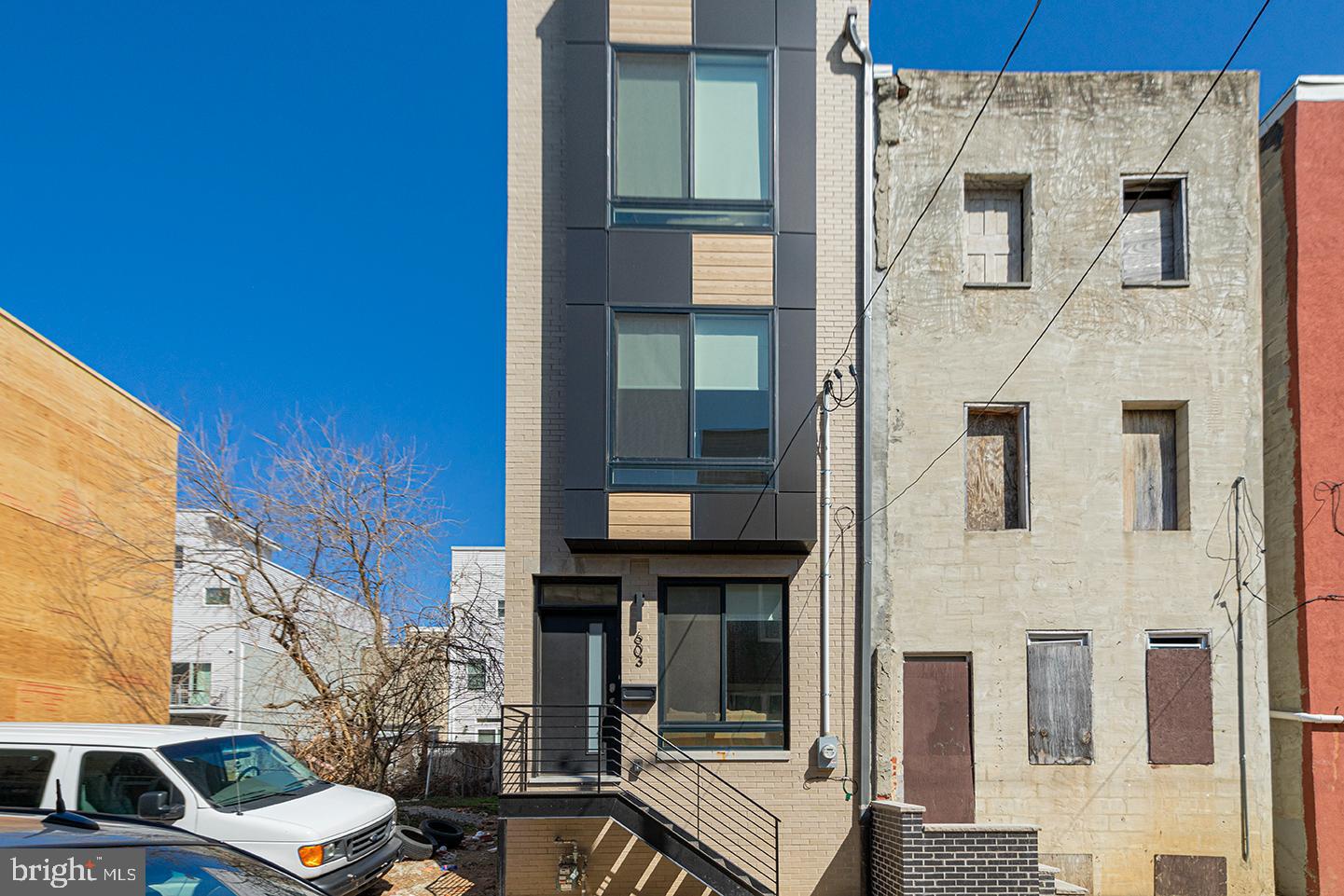 603 EMILY ST