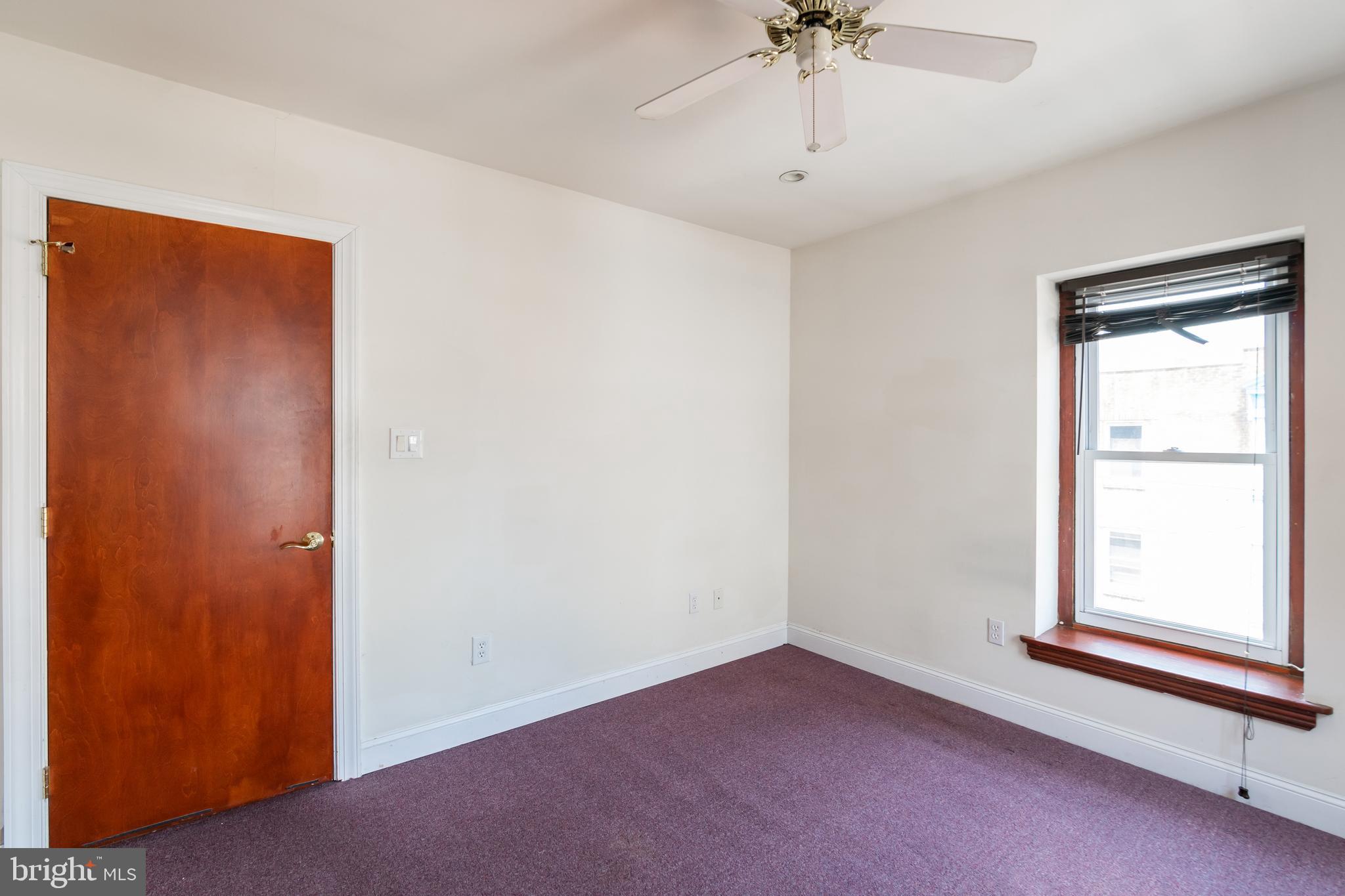 2739 W GIRARD AVE #UNIT 3R