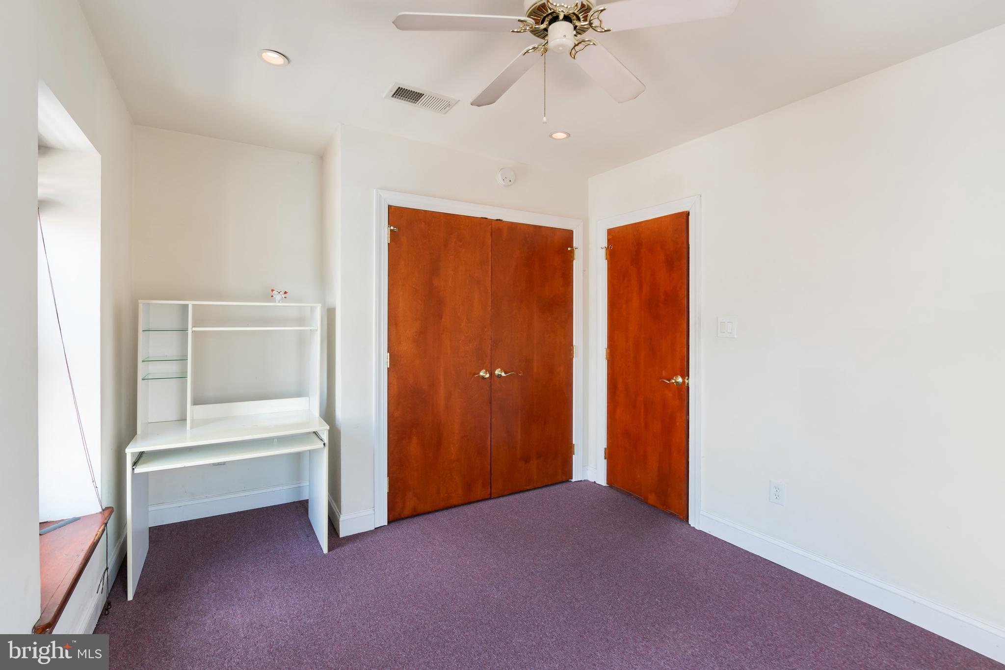 2739 W GIRARD AVE #UNIT 3R