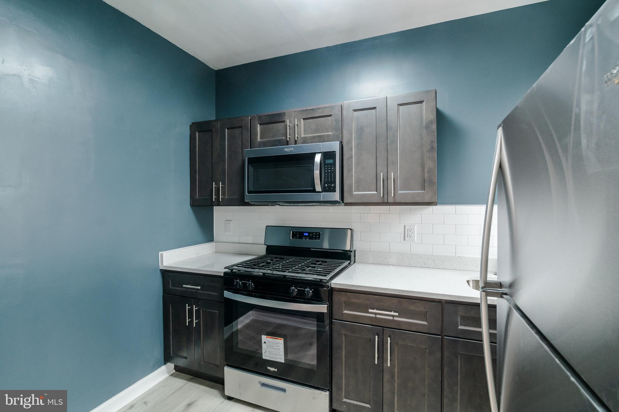 5110 WEBSTER ST #UNIT 2