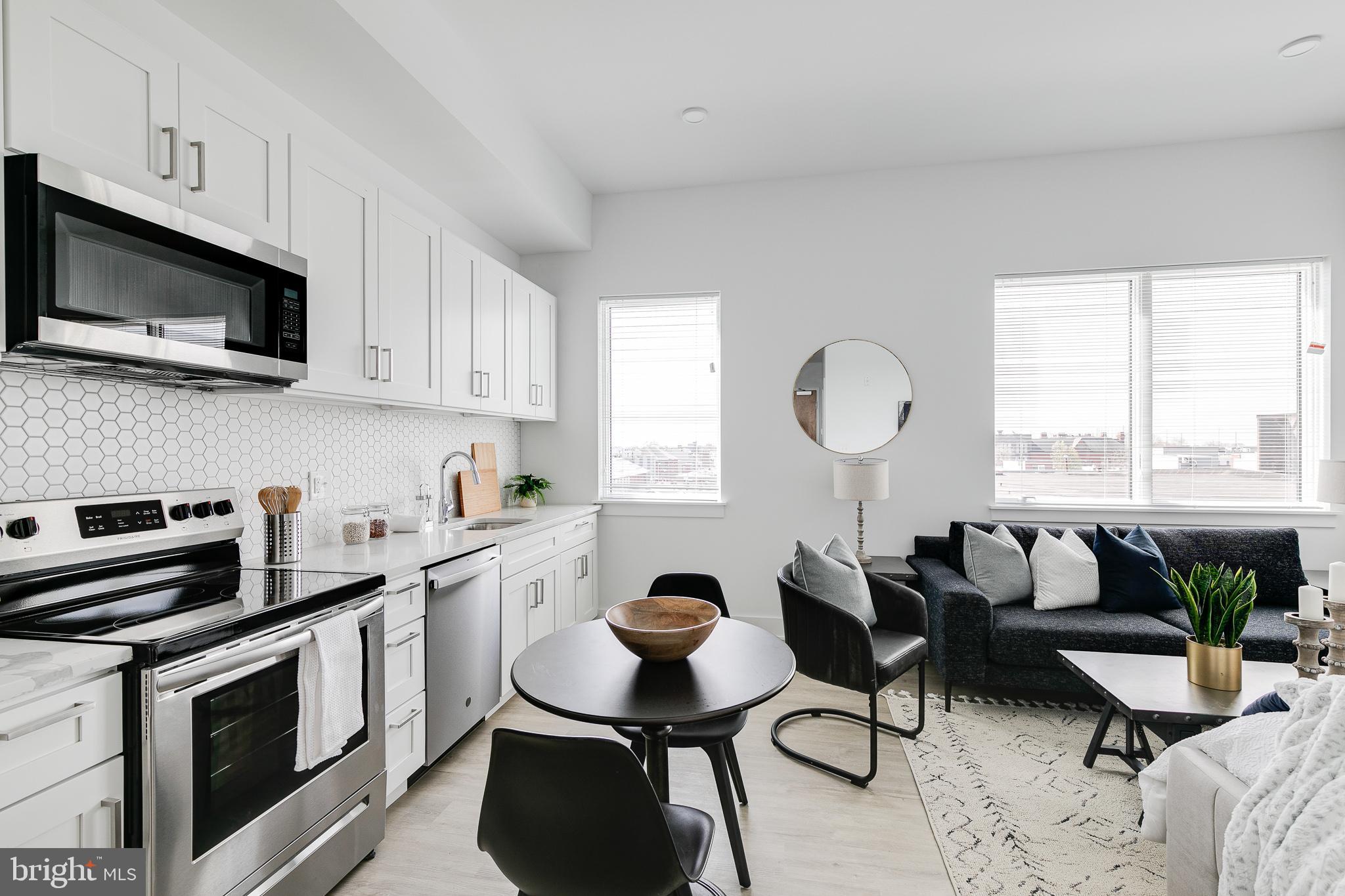 2201 WASHINGTON AVE #UNIT 201