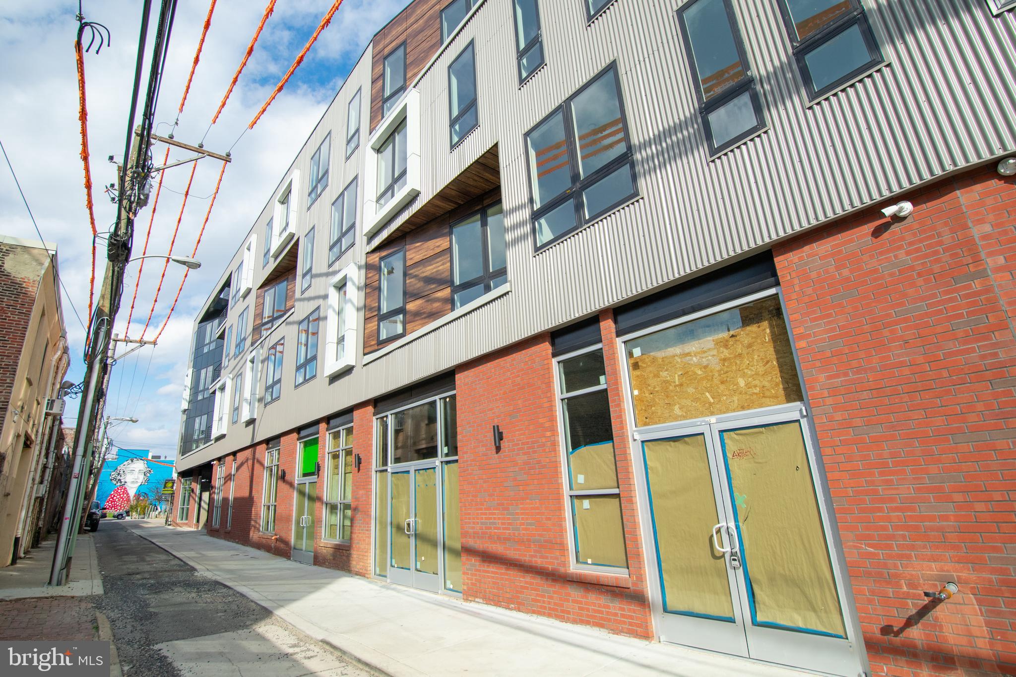 1325 N LEE ST #UNIT 201