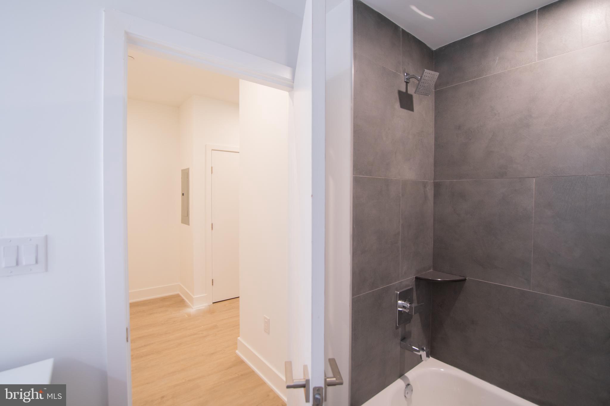 1325 N LEE ST #UNIT 204