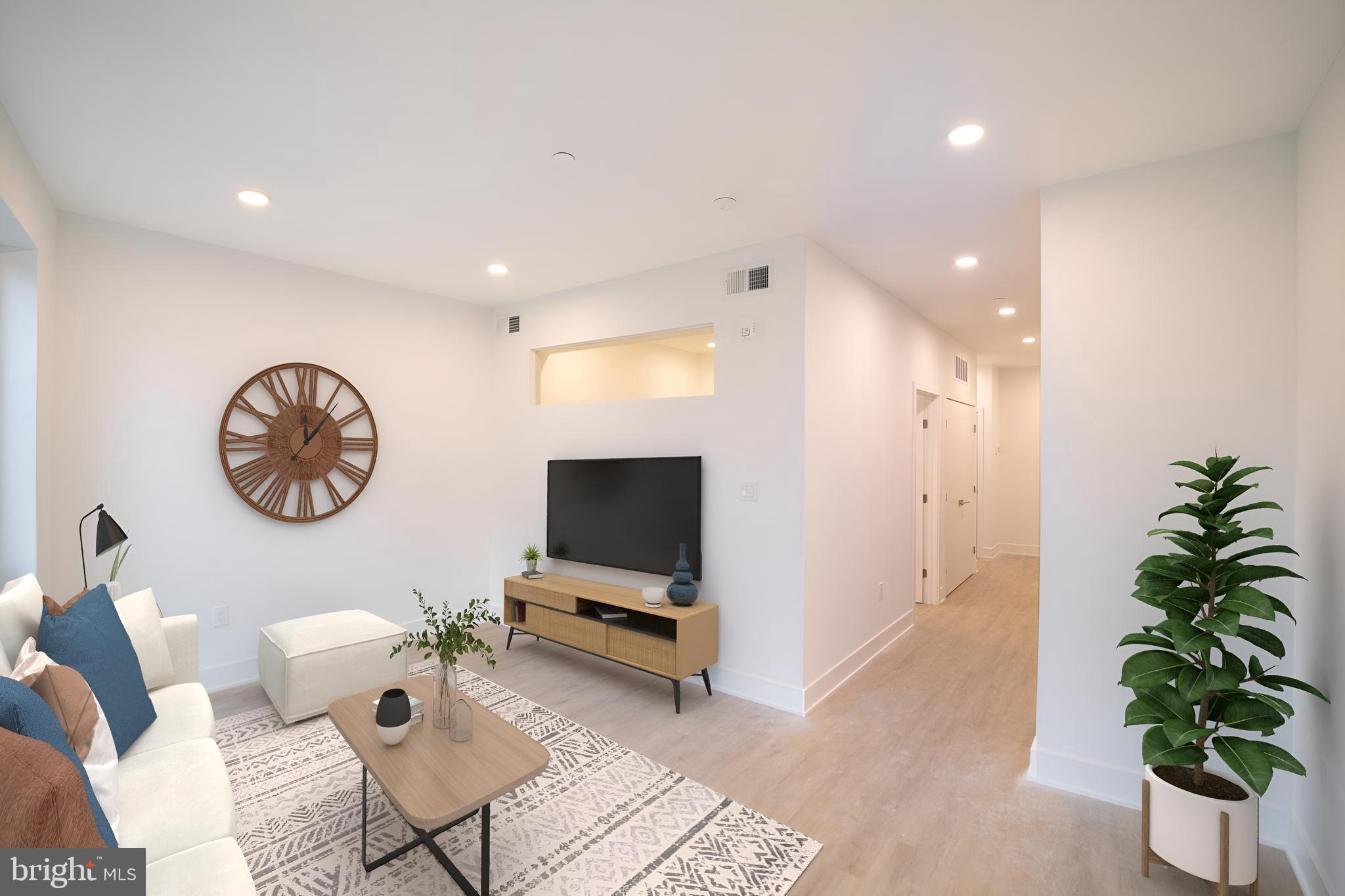 1325 N LEE ST #UNIT 206