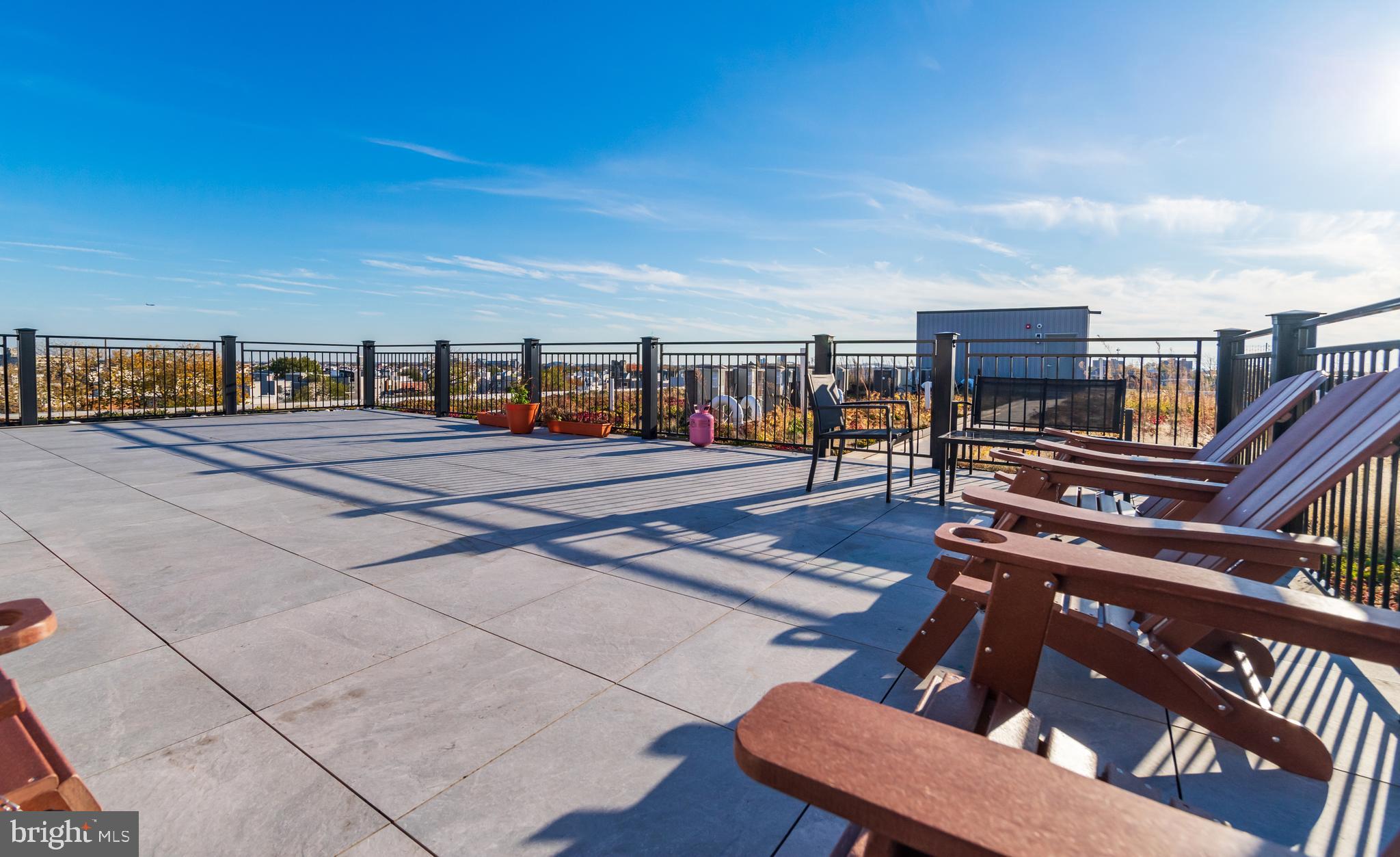 1420 POINT BREEZE AVE #UNIT 404