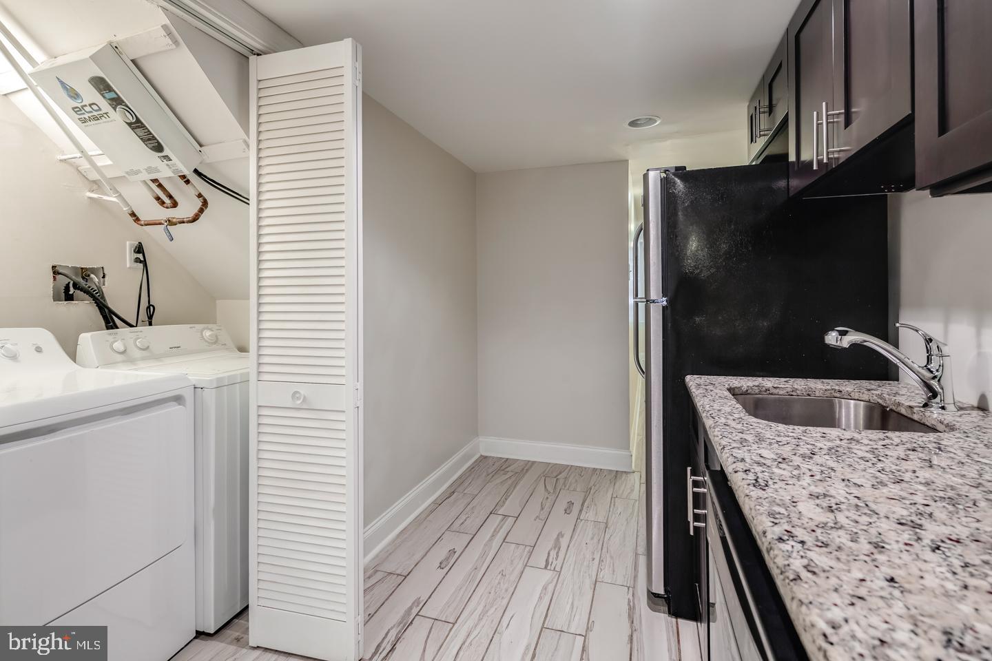 321 N PRESTON ST #1F