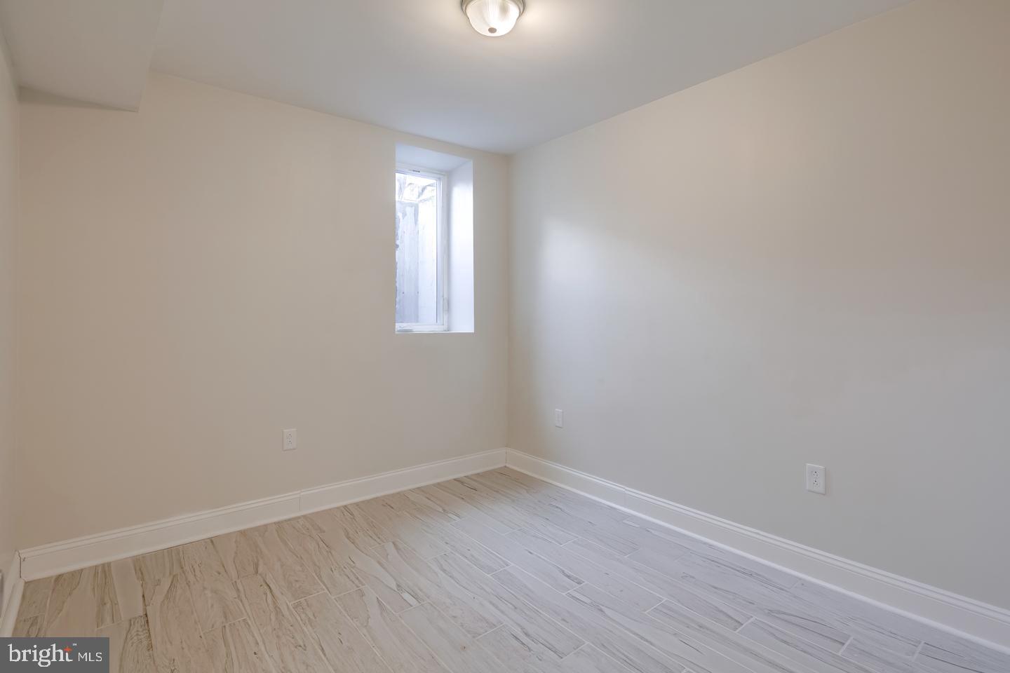 321 N PRESTON ST #1F