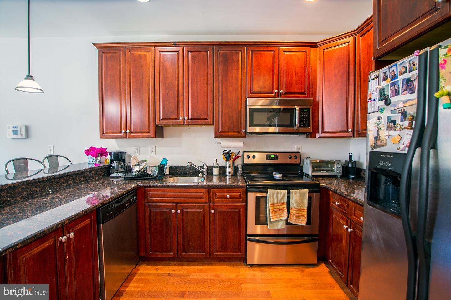 2007 CARPENTER ST #UNIT 1