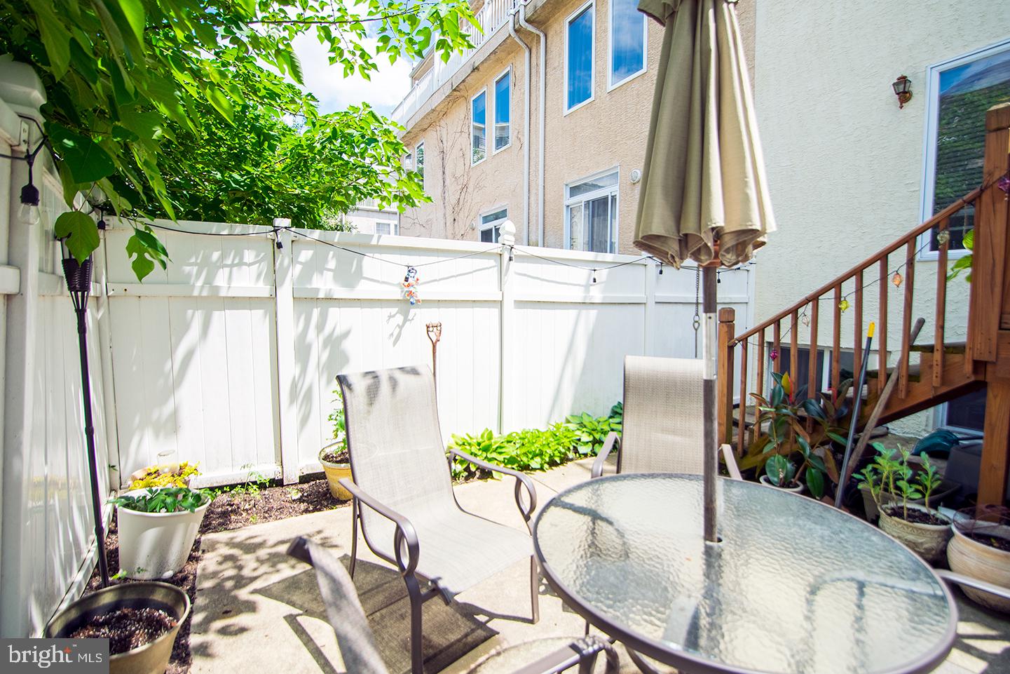 2007 CARPENTER ST #UNIT 1