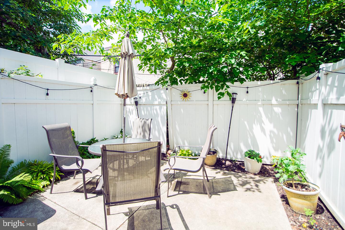 2007 CARPENTER ST #UNIT 1