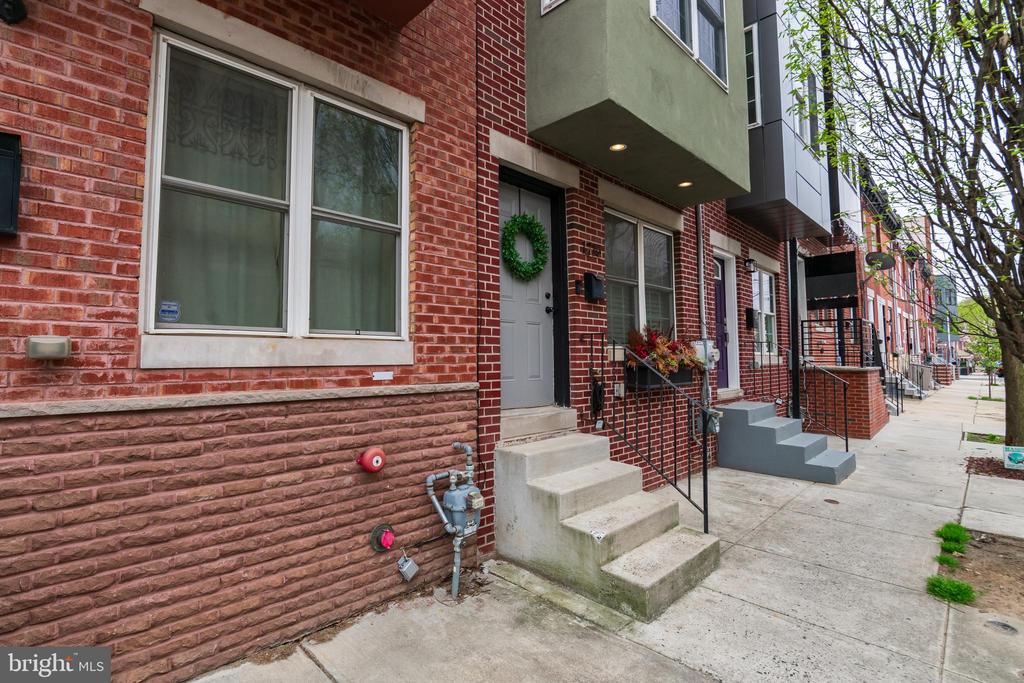 1215 S 24TH ST