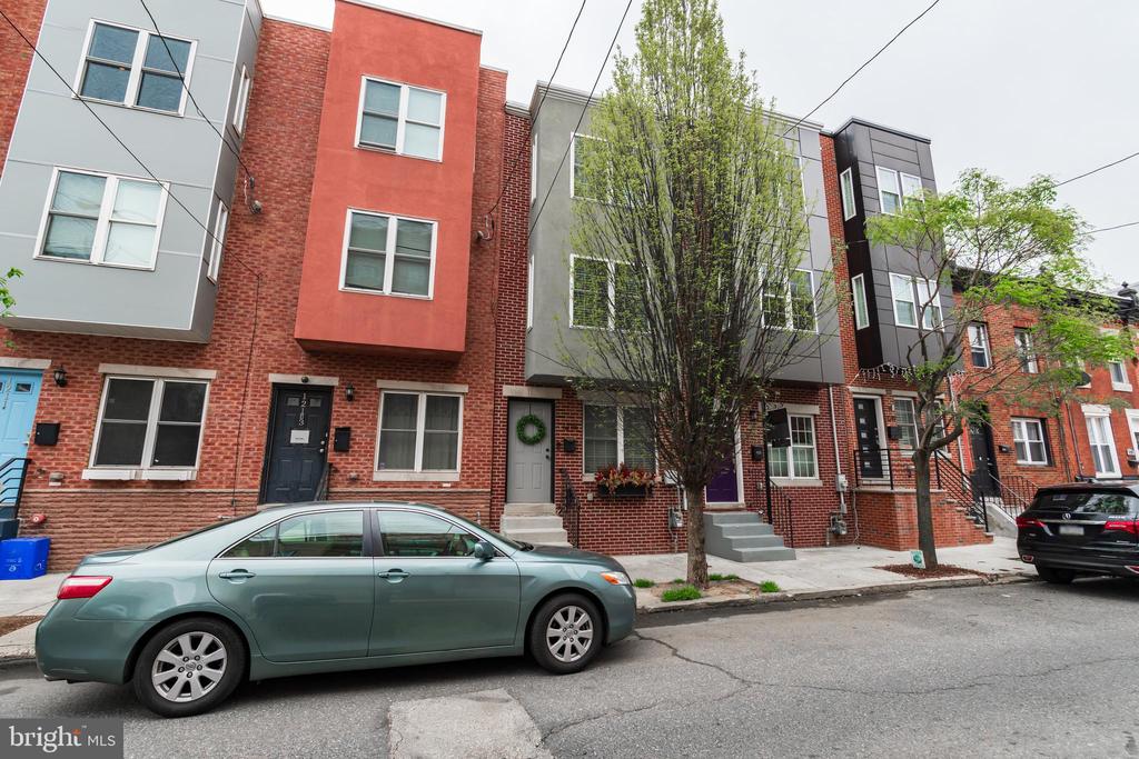 1215 S 24TH ST
