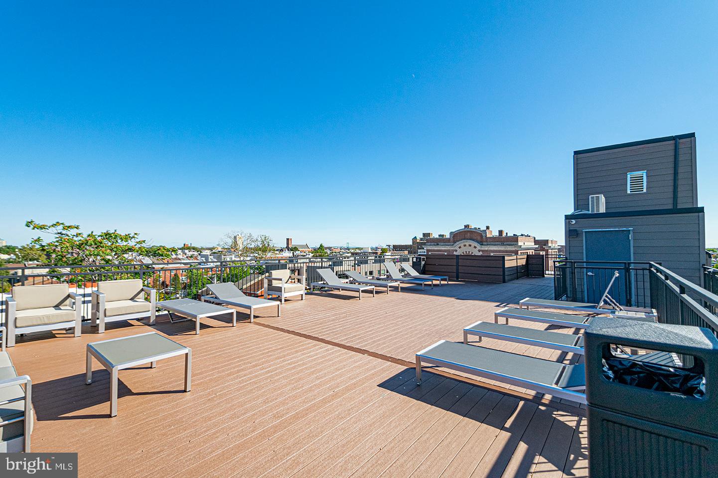 1211 BAINBRIDGE ST #UNIT 2D