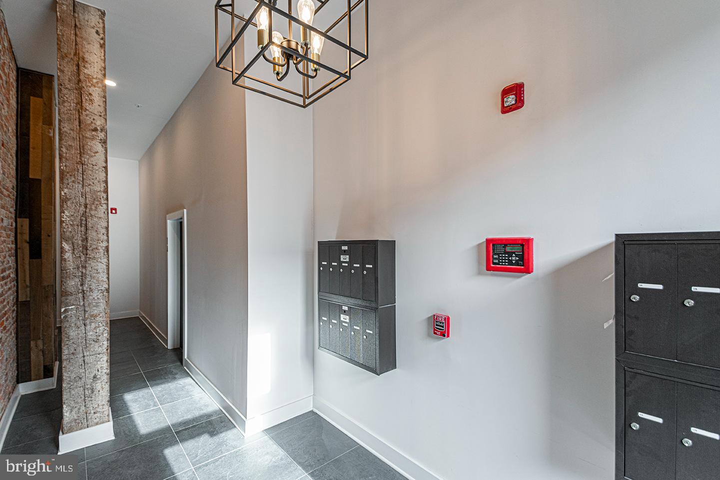 1211 BAINBRIDGE ST #UNIT 2D