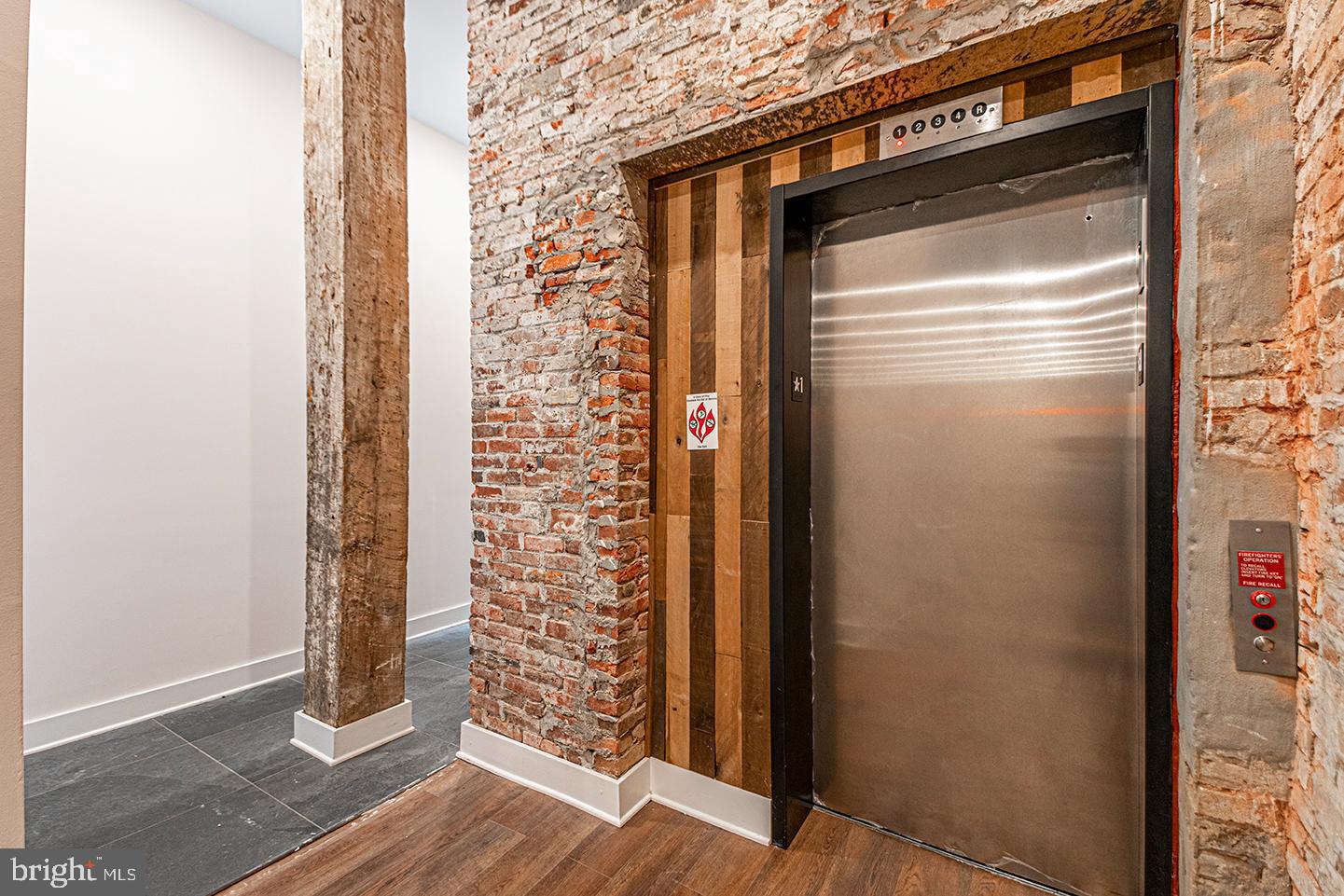 1211 BAINBRIDGE ST #UNIT 2D